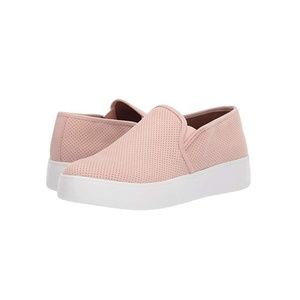 NWT STEVE MADDEN Gracy Slip-on Sneaker Pink
